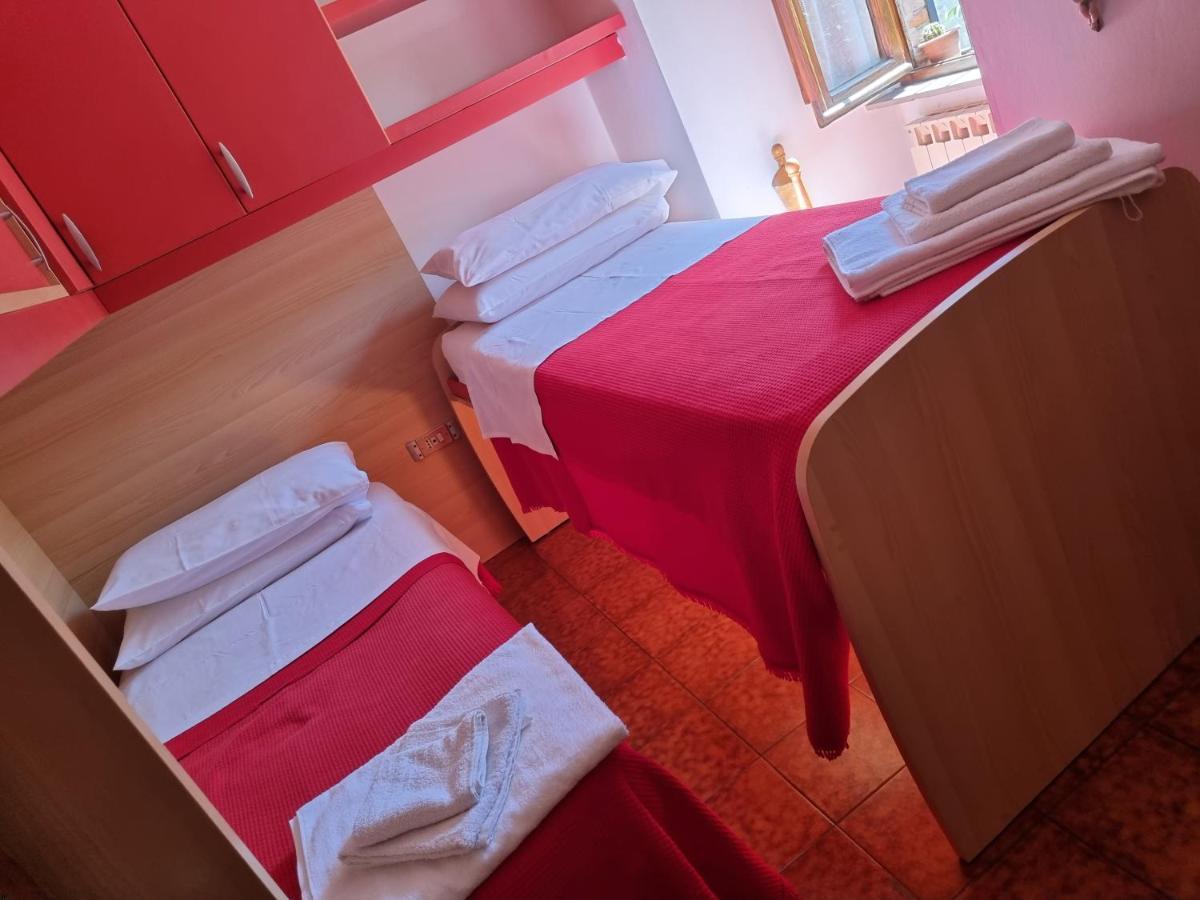 A Casa Di Cristina Leilighet Gubbio Eksteriør bilde