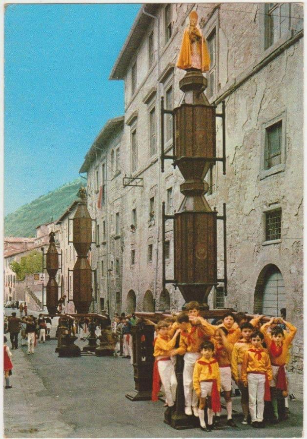 A Casa Di Cristina Leilighet Gubbio Eksteriør bilde